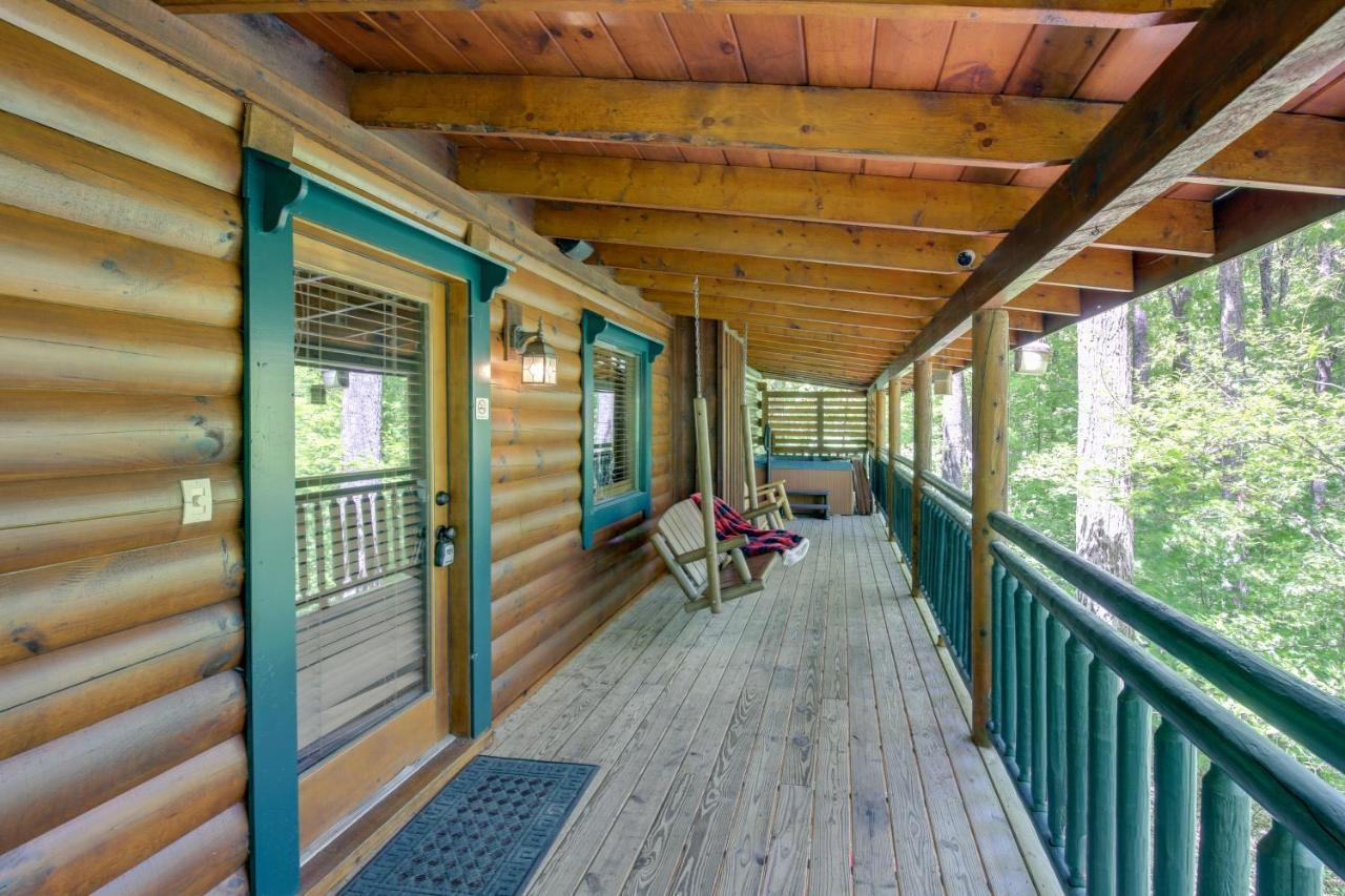 Вилла Gatlinburg Family Cabin With Private Hot Tub And Deck! Экстерьер фото